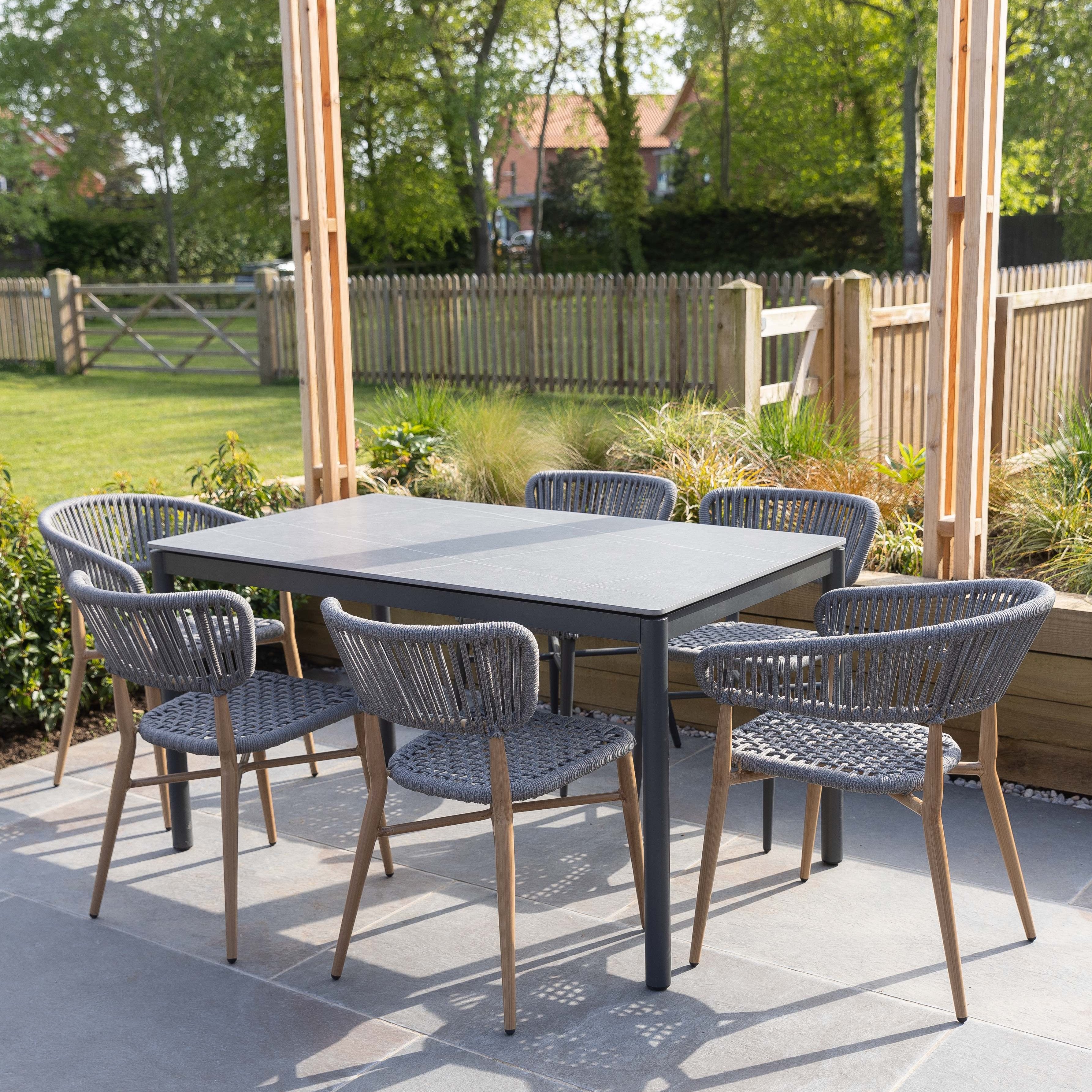 Aluminium Outdoor Table Commercial Furniture